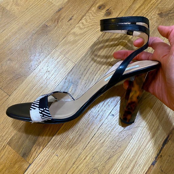 Diane Von Furstenberg Strappy Sandal - Picture 3 of 11